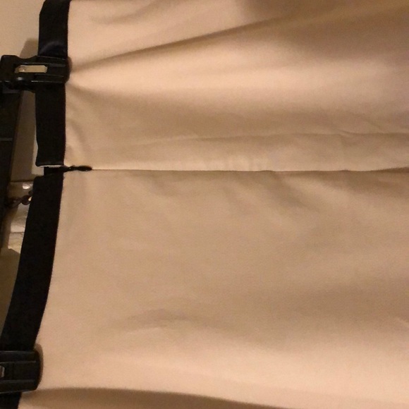 Skirt - Picture 4 of 4